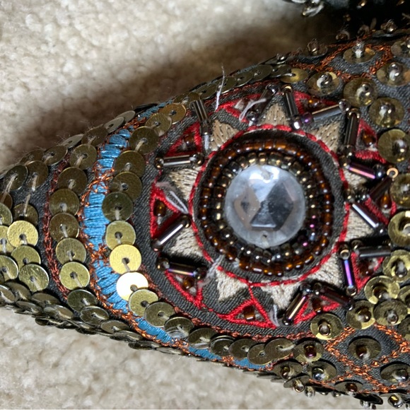 Beaded Slip on shoes - Picture 4 of 11